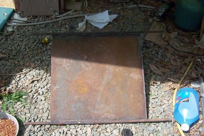 Rebar wire and tig welded to plate for mounting.  Belt AND suspenders in this game!