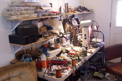 Messy space with tons of uP's and semis to fry laying around...